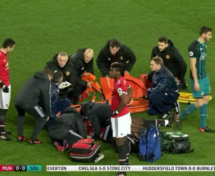 Manchester United, a treia remiză consecutivă în Premier League; Lukaku s-a accidentat la cap şi a fost scos de pe teren pe targă