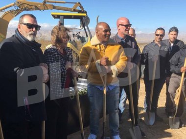 Mike Tyson şi-a deschis o fermă de cultivare a cannabisului în California