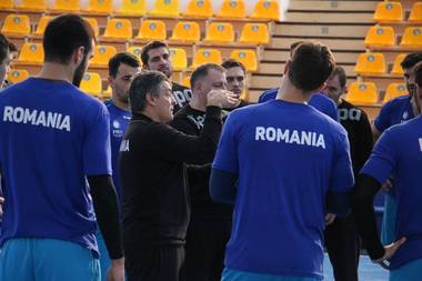 Naţionala de handbal masculin, victorie cu Bahrain şi va juca finala Trofeului Carpaţi