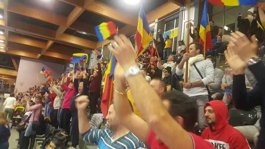 Naţionala României, încurajată în preliminariile CM2019 de o galerie condusă de un preot greco-catolic din Bolzano - VIDEO