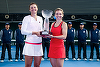 Halep va purta rochia roşie de la Shenzhen la Australian Open. “Am comandat-o. Era un site din China, unul dintre managerii mei m-a ajutat, în 24 de ore aveam ţinuta”