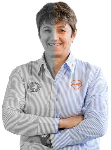 Gabi Artene, fosta handbalistă a naţionalei, se va putea opera în Italia, fiind strânşi din donaţii 17.500 de euro