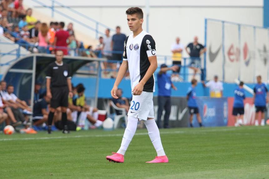 Ianis Hagi, transferat definitiv de Fiorentina la FC Viitorul