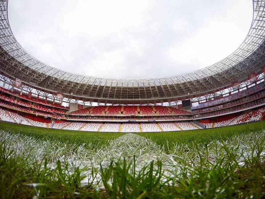 Kayserispor s-a calificat în sferturile Cupei Turciei, după 2-0 cu Antalyaspor. Au marcat De Amorim şi Boldrin