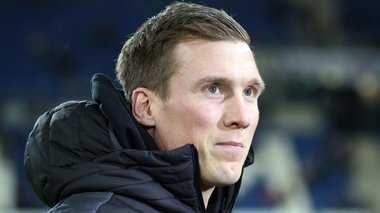 VfB Stuttgart l-a demis pe antrenorul Hannes Wolf
