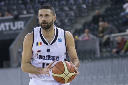 Sârbul Aleksandar Rasici a revenit în lotul campioanei la baschet U BT Cluj, după ruptura de tendon ahilian