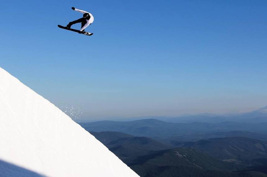 Shaun White a câştigat pentru a treia oară titlul olimpic la snowboard