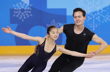 Pyeongchang: Nord-coreenii Ryom Tae-ok şi Kim Ju-sik s-au calificat pentru programul liber, la patinaj artistic
