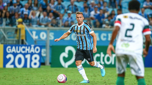 Barcelona anunţă un acord cu Gremio pentru transferul lui Arthur