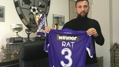 Răzvan Raţ a semnat un contract cu ACS Poli Timişoara