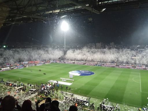 Grecia: Patru cluburi, între care şi campioana en titre Olympiakos, refuză propunerile pentru reluarea campionatului