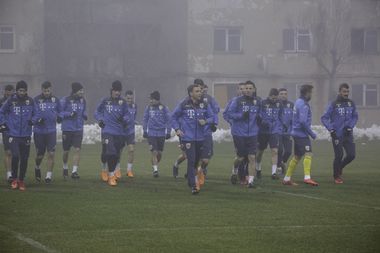 Jucătorii naţionalei au efectuat antrenamentul oficial înaintea meciului cu Suedia