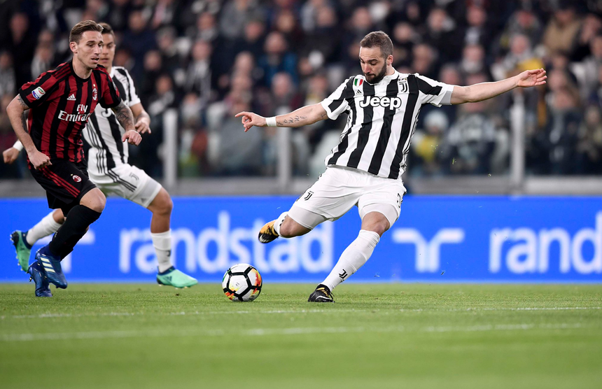 Juventus Torino neînvinsă de 17 etape în Serie A: scor 3-1 cu AC Milan