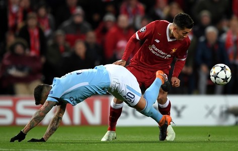 FC Liverpool a învins Manchester City, scor 3-0, în prima manşă a sferturilor LC