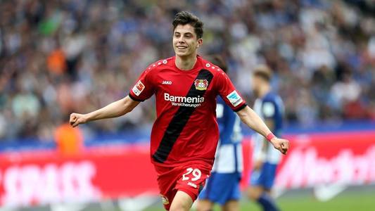 Havertz (Bayer Leverkusen) a devenit cel mai tânăr jucător cu 50 de prezenţe în Bundesliga. El a pasat decisiv sâmbătă la două goluri