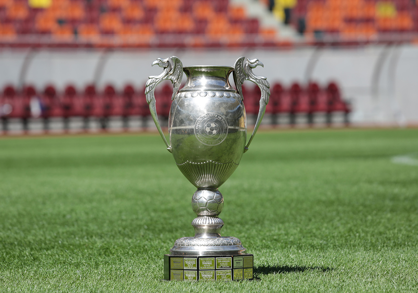 AFC Hermannstadt a învins Gaz Metan Mediaş, scor 1-0, în turul semifinalelor Cupei României; Gaz Metan a jucat în inferioritate din minutul 8