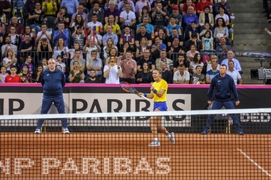UPDATE: România conduce cu 2-0 în întâlnirea cu Elveţia. Simona Halep a trecut în trei seturi de Viktorija Golubic, iar Begu a învins-o pe Timea Bacsinszky 