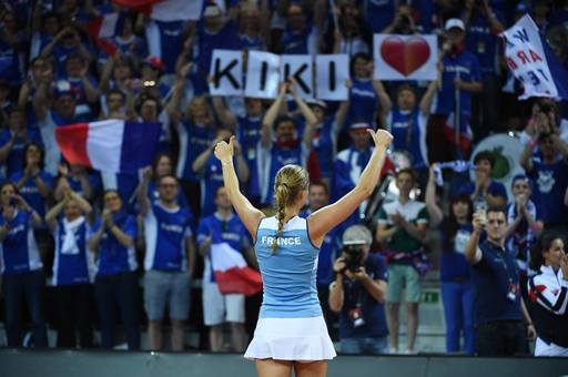 Franţa - SUA, scor 1-1 în semifinalele FedCup, după prima zi a întâlnirii de la Aix-en-Provence
