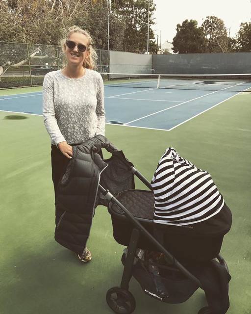 Victoria Azarenka, blocată în SUA din cauza luptei pentru custodia fiului ei, poate părăsi teritoriul american: Europa, venim!