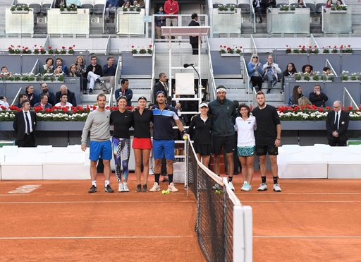 Echipa Simonei Halep şi a lui Juan Martin Del Potro a pierdut întâlnirea caritabilă de la Madrid