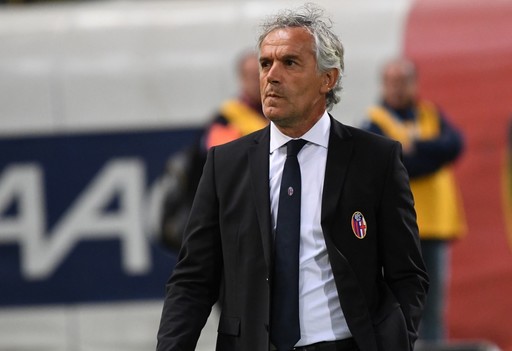 Roberto Donadoni s-a despărţit de Bologna
