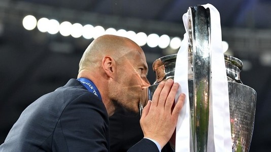 Zidane a anunţat că pleacă de la Real Madrid