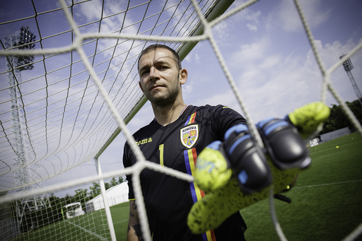 Bogdan Lobonţ îşi încheie cariera de jucător la meciul România - Finlanda