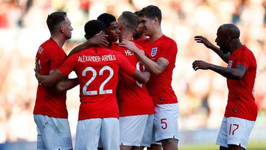 Victorii pentru Anglia, Portugalia şi Uruguay înaintea participării la Cupa Mondială