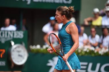 Halep: Anul trecut am plâns toată noaptea, dar nu m-am oprit din a crede; Azi nu am cedat, am crezut şi de asta am câştigat
