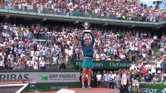 ITF: Felicitări imense, Simona Halep; FR Tenis: Regina tenisului mondial, are lumea la picioare
