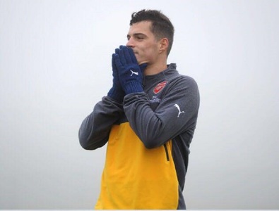 Granit Xhaka şi-a prelungit contractul cu Arsenal