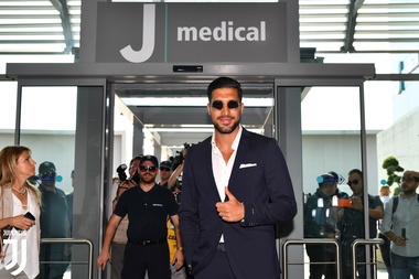 Emre Can va semna un contract pe cinci sezoane cu Juventus 