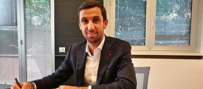 Darijo Srna a semnat un contract pe un an cu Cagliari