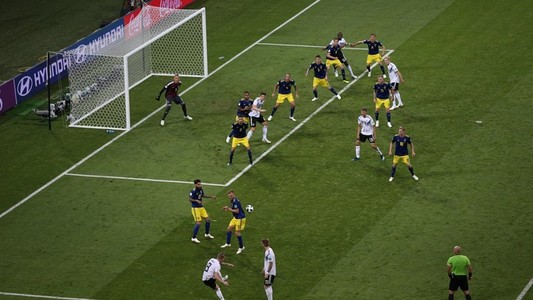 Germania, campioana mondială en-titre, a învins Suedia, scor 2-1, cu un gol marcat în minutul 90+5