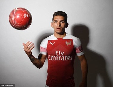 Arsenal l-a transferat pe Lucas Torreira (Sampdoria), pentru 26 de milioane de lire sterline