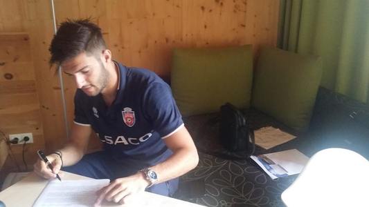 Andrei Piţian a semnat un contract cu FC Botoşani
