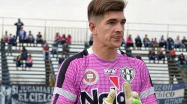 Un portar argentinian a fost înjunghiat mortal; Printre suspecţi se află şi un fotbalist de la o altă echipă