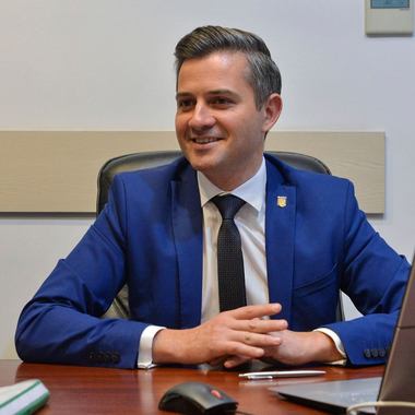 Secretar de stat în Ministerul Tineretului şi Sportului: Avem 100 de ani de la Marea Unire şi cred că trebuie să ne mândrim cu acest lucru. Să punem Centenarul pe tricoaiele noastre - VIDEO