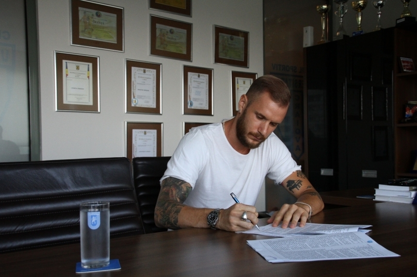 Elveţianul Matteo Fedele a semnat cu CS Universitatea Craiova