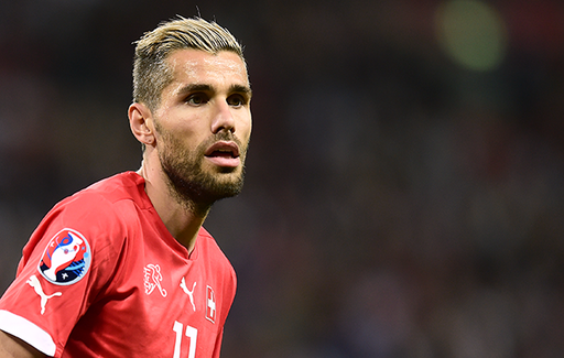Valon Behrami şi-a anunţat retragerea din naţionala Elveţiei, după ce a aflat că nu va mai fi convocat