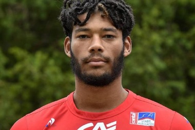 Franţa: Un jucător al echipei de rugby Stade Aurillacois a murit după un placaj la un meci amical. Autorităţile au deschis o anchetă