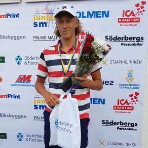 Fiul lui Bjorn Borg, campion al Suediei la tenis, la categoria "under 16"