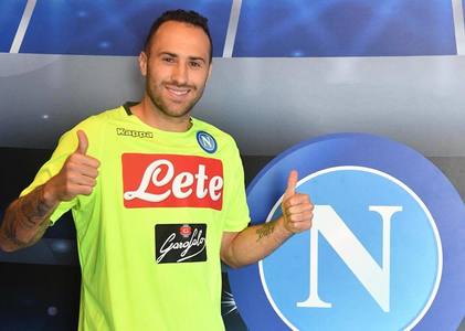 Napoli anunţă transferul portarului Ospina
