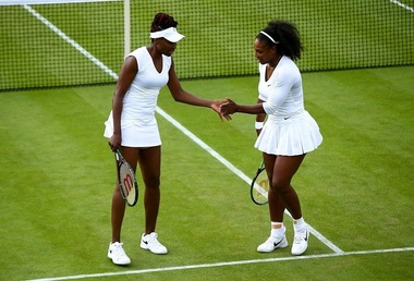 Meciul dintre surorile Williams de la US Open a fost câştigat de Serena, scor 6-1, 6-2, cu Venus
