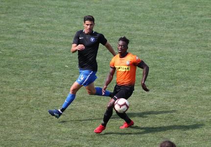 FC Viitorul a fost învinsă de Dunărea Călăraşi, scor 2-1, într-un meci amical