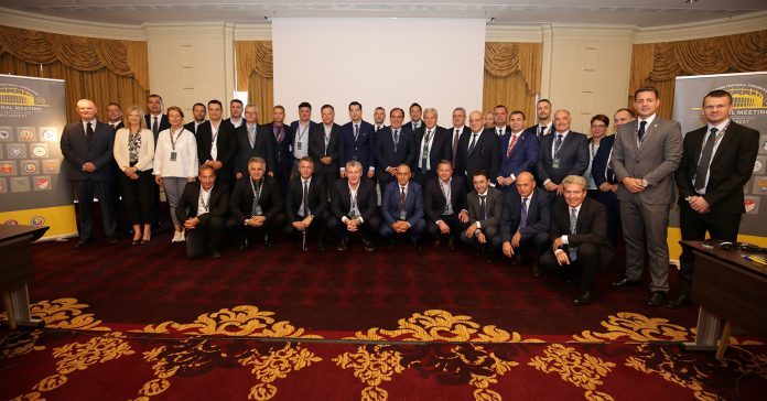 Reprezentanţi ai 14 federaţii din sud-estul Europei şi-au anunţat sprijinul pentru candidatura lui Ceferin la UEFA