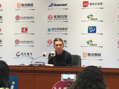 Simona Halep s-a accidentat la antrenament şi ar putea renunţa la participarea la Wuhan 