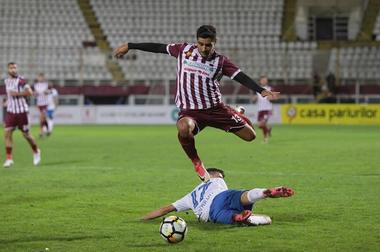 Turris-Oltul Turnu Măgurele a învins Rapid, scor 2-0, şi s-a calificat în optimile Cupei României