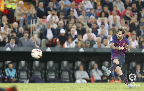 FC Barcelona, remiză în deplasare cu Valencia. Gazdele au condus cu 1-0; pentru catalani a marcat Messi