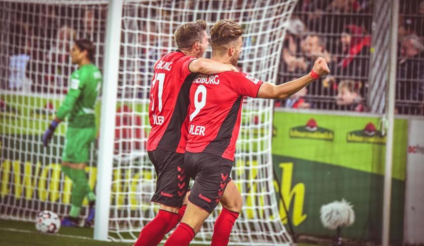 Freiburg a învins Borussia Monchengladbach, scor 3-1, în Bundesliga. Primul gol, dintr-un penalti obţinut în secunda 10
